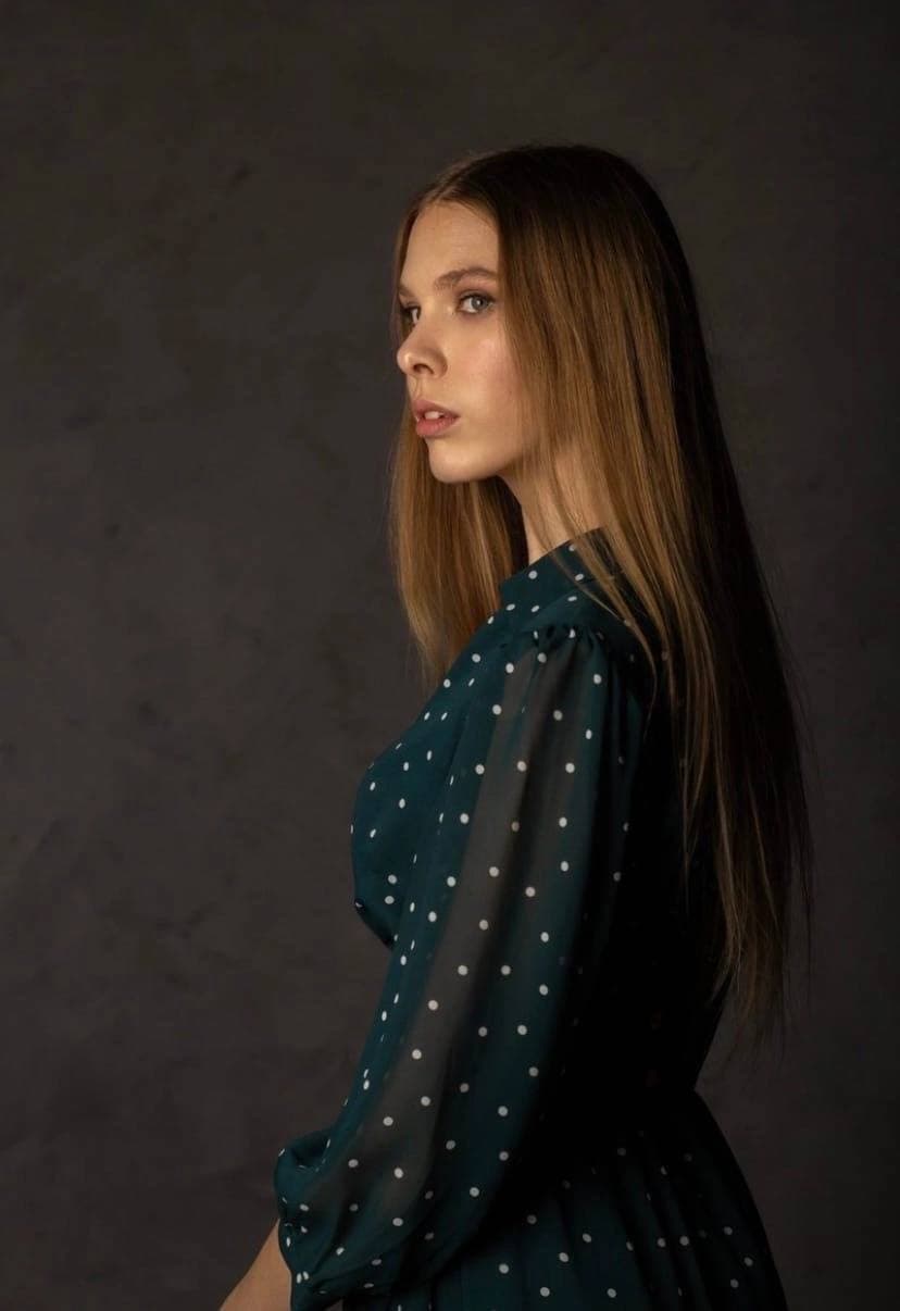 Анна Е